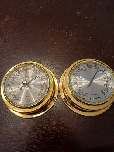 Barometer thermometer - barometer,
