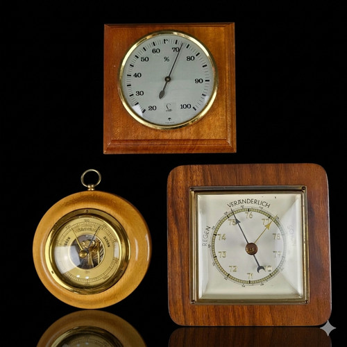 Vintage barometer hygrometer - barometer,
